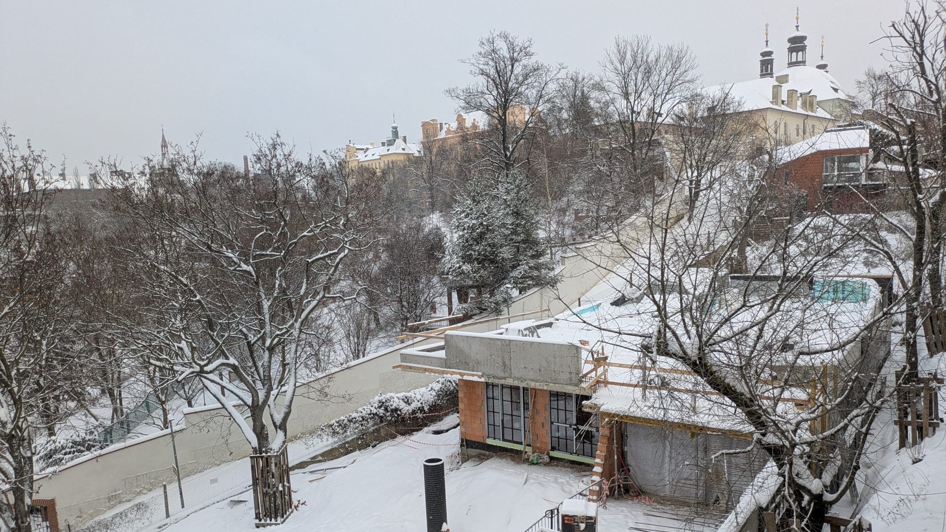 Kuželna TJ Praga se staví nová. Stav prací z 10. 1. 2026